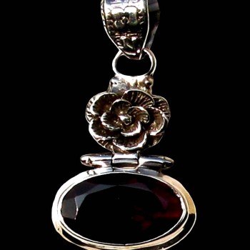 Bijoux indiens - Pendentif indien - Grenat