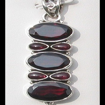 Bijoux indiens - Pendentif indien - Grenat