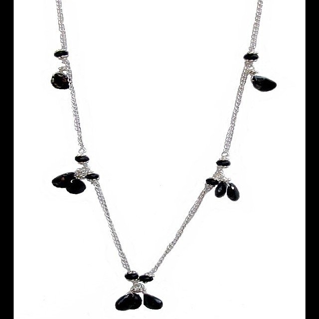 Collier indien de création en argent et onyx facettés 