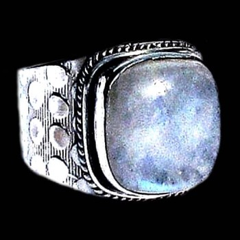 Bague indienne argent et Pierre de Lune - Bijoux indiens 