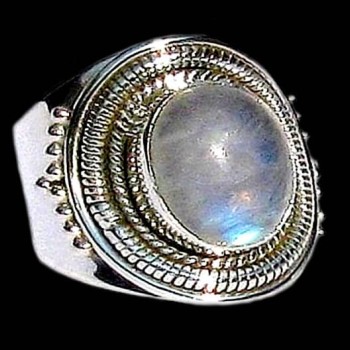 Bague indienne argent et Pierre de Lune - Bijoux indiens