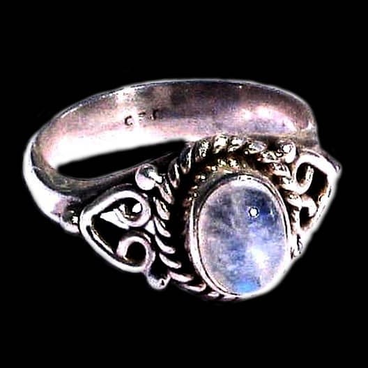 Bague indienne argent et Pierre de Lune - Bijoux indiens