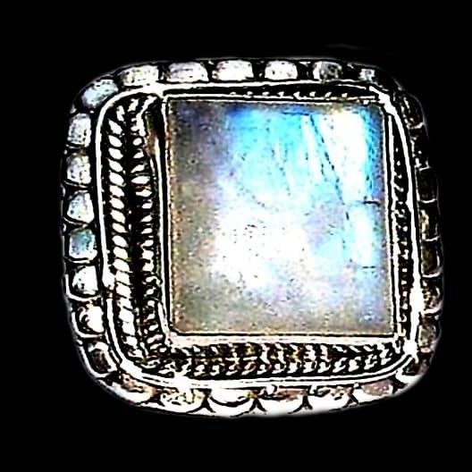 Bague indienne argent et Pierre de Lune - Bijoux indiens
