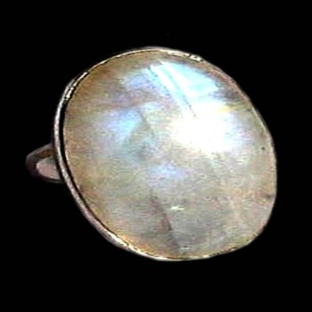 Bague indienne argent et Pierre de Lune - Bijoux indiens