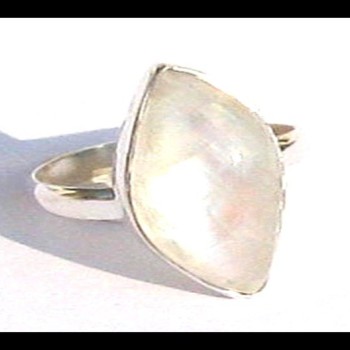 Bague indienne argent et Pierre de Lune - Bijoux indiens