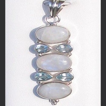 Pendentif indien argent et Pierre de Lune - Bijoux indiens