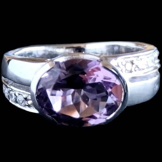 Bague argent rhodié Améthyste naturelle