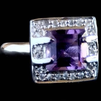 Bague argent rhodié Améthyste naturelle